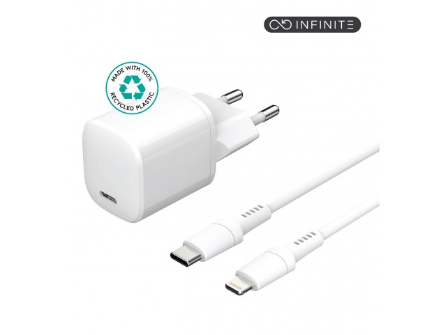 eSTUFF INFINITE Charger Kit PD 20W EU Plug Charger with 1,5m USB-C to Lightning Cable - White
