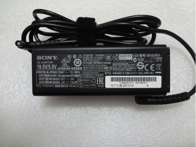 Alimentatore Originale SONY 44W 19,5V 2A - 5V 1A