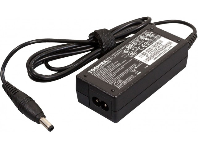 Alimentatore Originale TOSHIBA 45W 19V 2,37A (2 POLI)