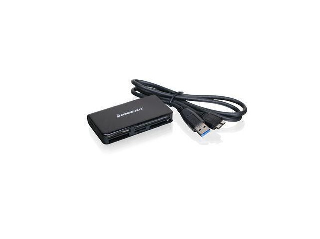 SuperSpeed USB 3.0  Multi-Card Reader