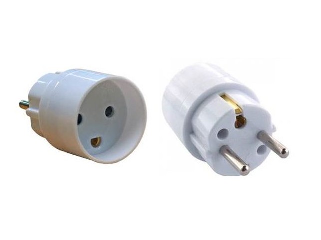 MicroConnect Power Plug Converter, DK to  Schuko F-M 230V 16A