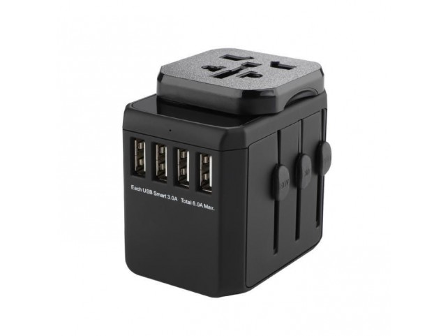 MicroConnect World Travel Adapter, 4 USB A  ports, with Universal to EU