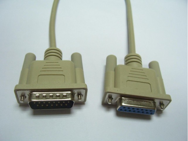MicroConnect DSUB15-DSUB15  2m M-F  1:1Wired. With thumb screws