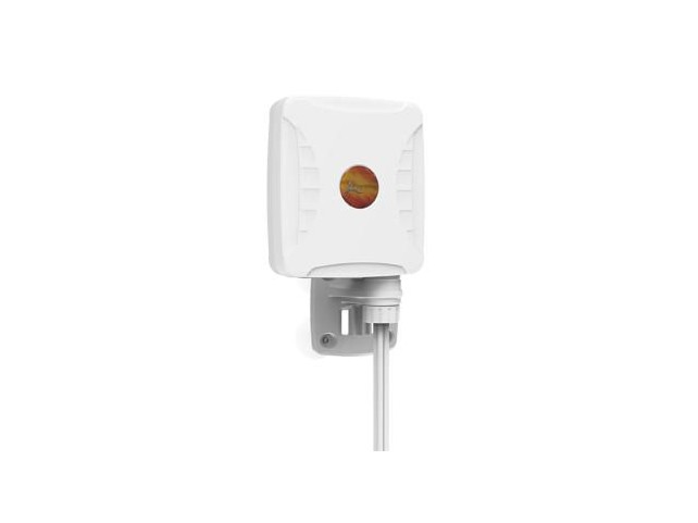 Poynting XPOL-1-5G network antenna  Omni-directional antenna SMA
